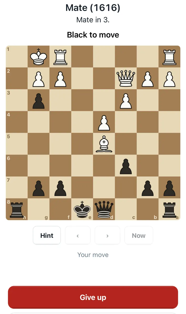 A mate-in-three position on the board, black to move, with a hint button.