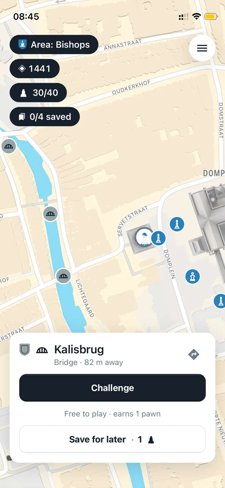 A bridge selected on the map, 82 metres away, with a Challenge button.